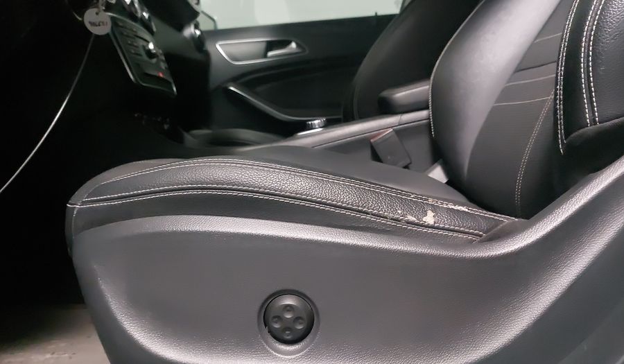 Mercedes Benz Clase A 1.6 200 Hatchback 2016