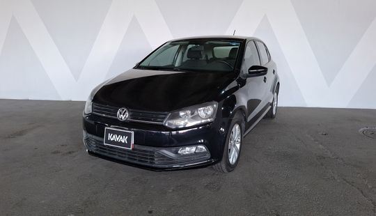 Volkswagen • Polo