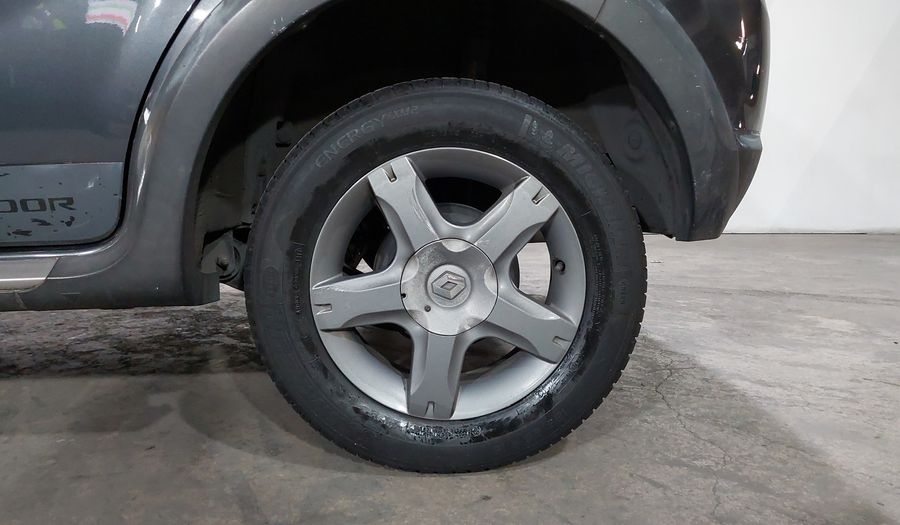 Renault Stepway 1.6 SL OUTDOOR Hatchback 2015