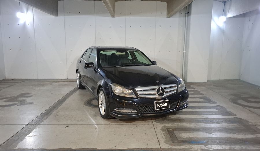Mercedes Benz Clase C 1.8 200 CGI SPORT AT Sedan 2013