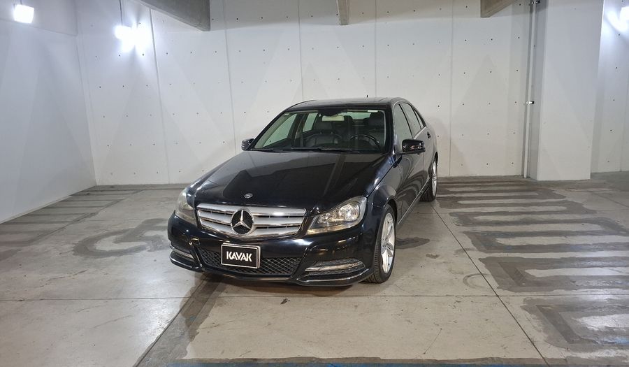 Mercedes Benz Clase C 1.8 200 CGI SPORT AT Sedan 2013