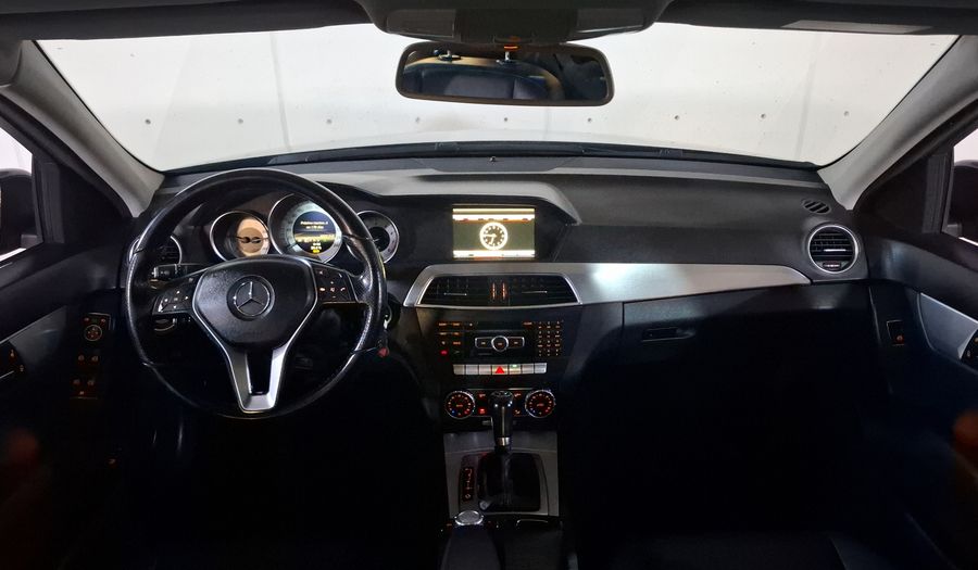 Mercedes Benz Clase C 1.8 200 CGI SPORT AT Sedan 2013