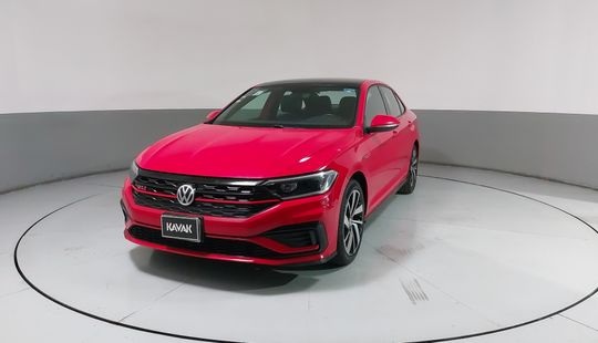 Volkswagen • Jetta