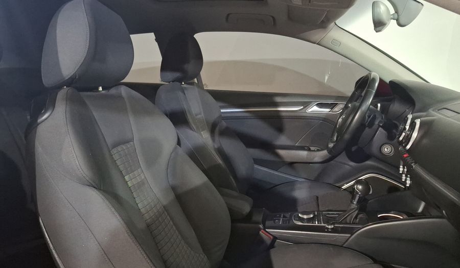 Audi A3 1.8 TFSI ATTRACTION S TRONIC Hatchback 2014