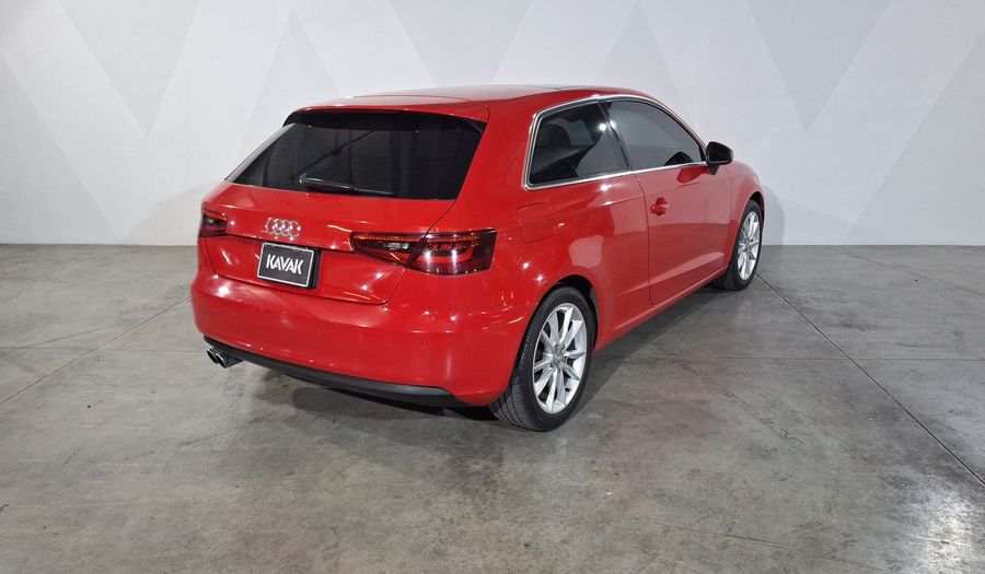 Audi A3 1.8 TFSI ATTRACTION S TRONIC Hatchback 2014