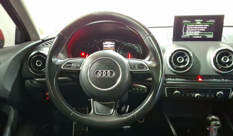 Audi A3 1.8 TFSI ATTRACTION S TRONIC Hatchback 2014