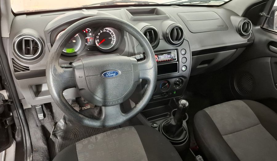 Ford Fiesta 1.6 AMBIENTE PLUS MP3 Hatchback 2010