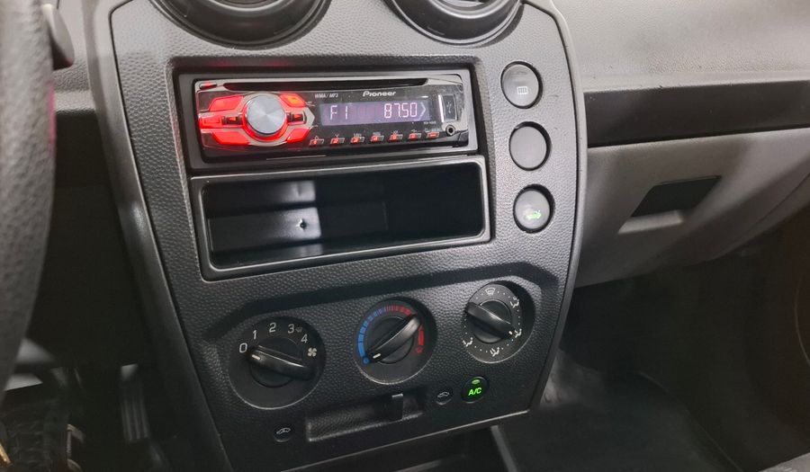 Ford Fiesta 1.6 AMBIENTE PLUS MP3 Hatchback 2010