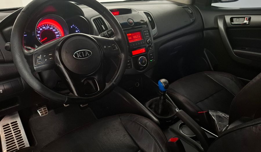 Kia Cerato 2.0 EX KOUPE MT Coupe 2013