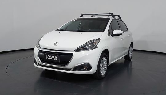 Peugeot • 208