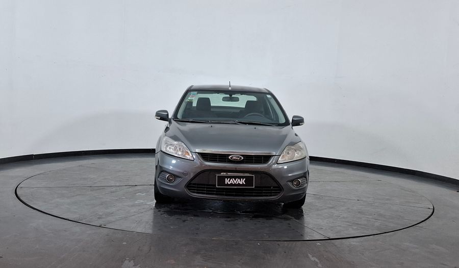 Ford Focus Ii 1.6 TREND Sedan 2012