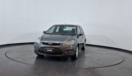 Ford • Focus II