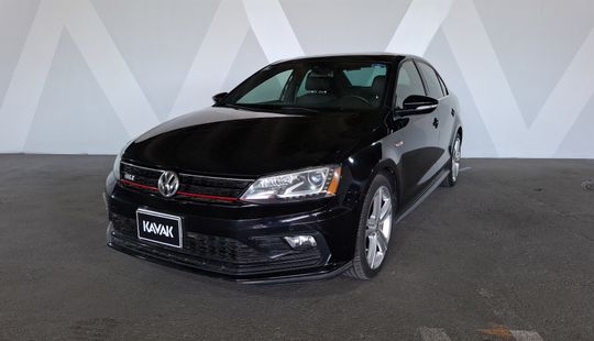 Volkswagen • Jetta