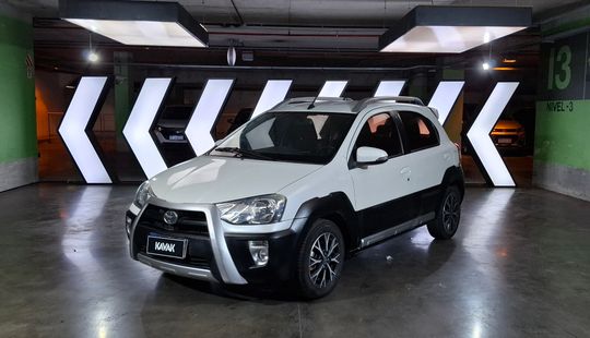 Toyota • Etios