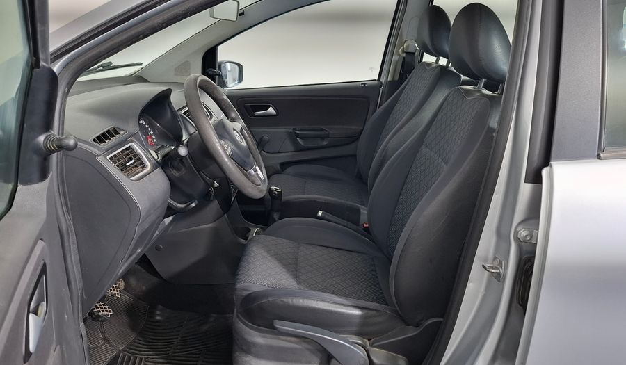 Volkswagen Suran 1.6 COMFORTLINE MT Minivan 2012