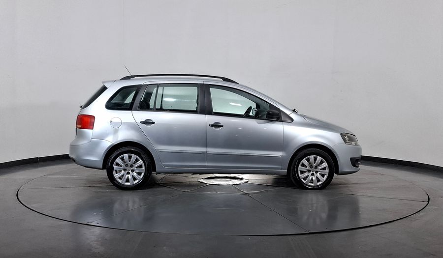 Volkswagen Suran 1.6 COMFORTLINE MT Minivan 2012