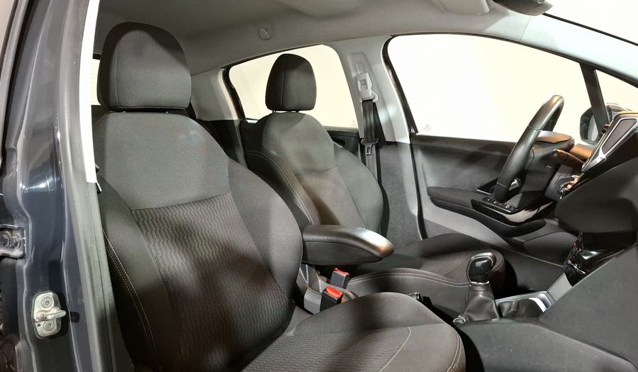 Peugeot 208 1.2 ALLURE PURETECH Hatchback 2020