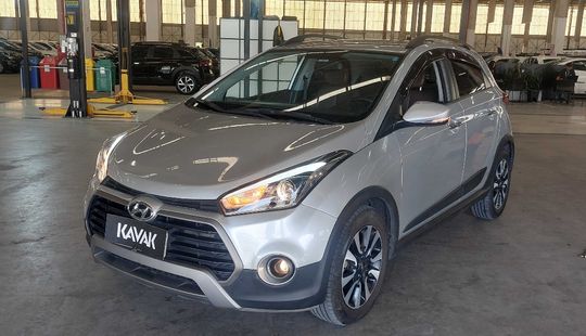 Hyundai • HB20X