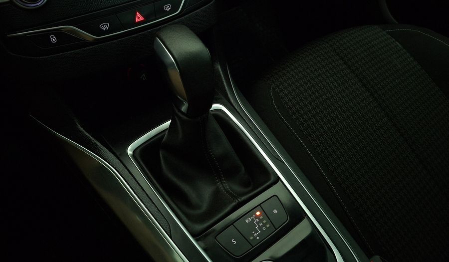 Peugeot 308 1.6 THP 165 HP AUTO ALLURE Hatchback 2020
