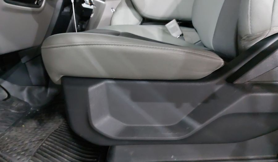 Ford F-150 3.3 V6 XL CREW CAB AUTO Pickup 2019