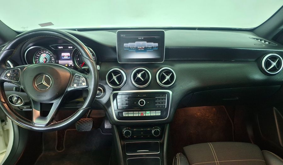 Mercedes Benz Clase A 2.1 200 CDI DCT Hatchback 2017
