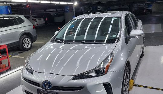 Toyota • Prius