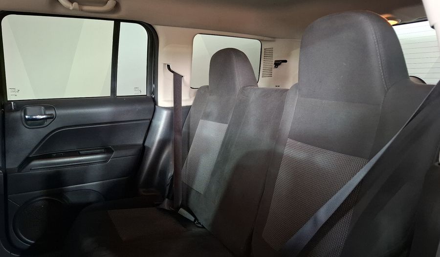 Jeep Patriot 2.4 LATITUDE ATX Suv 2016
