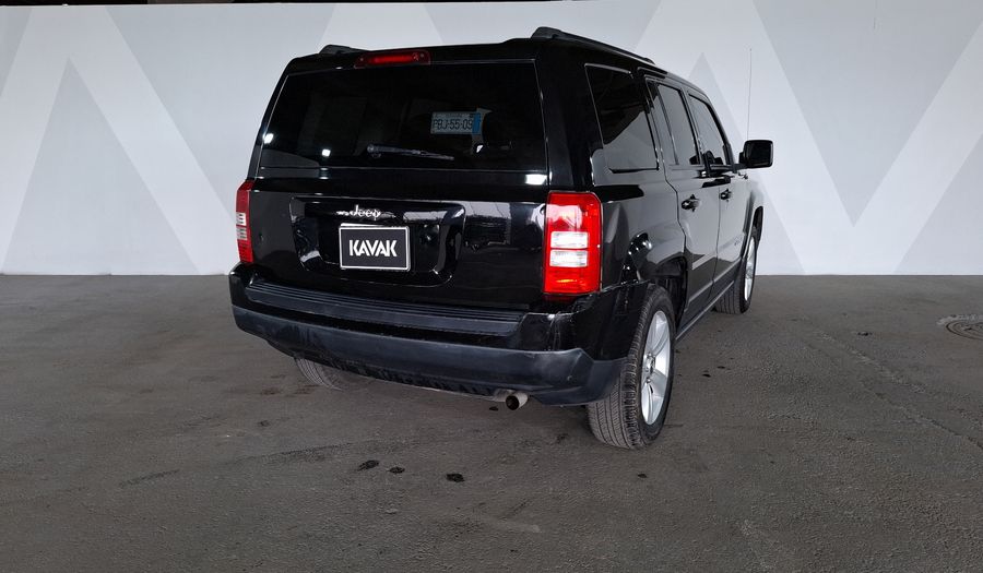 Jeep Patriot 2.4 LATITUDE ATX Suv 2016