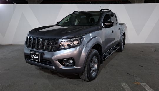 Nissan • NP300