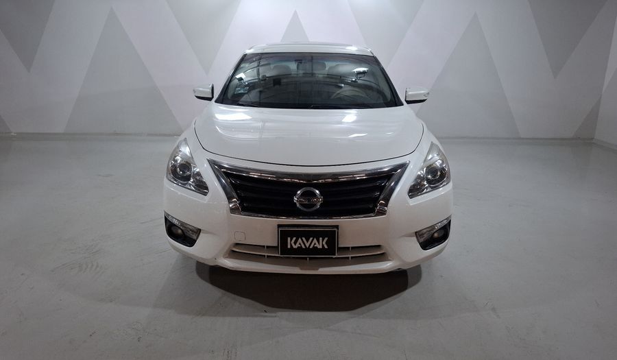Nissan Altima 3.5 EXCLUSIVE CVT Sedan 2015