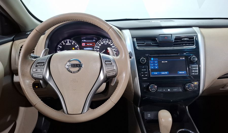 Nissan Altima 3.5 EXCLUSIVE CVT Sedan 2015