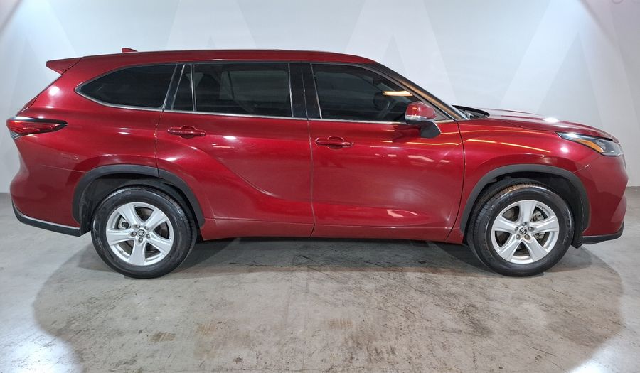 Toyota Highlander 3.5 LE AUTO Suv 2021