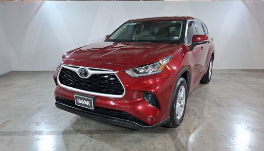Toyota • Highlander