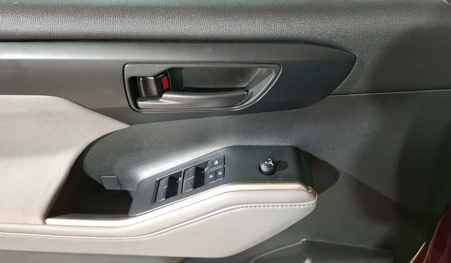 Toyota Highlander 3.5 LE AUTO Suv 2021