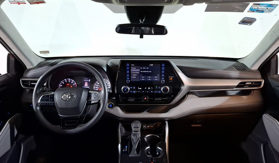 Toyota Highlander 3.5 LE AUTO Suv 2021