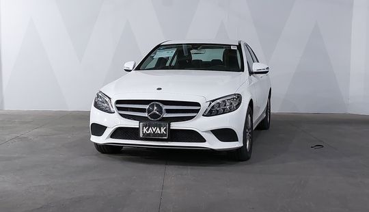Mercedes Benz • Clase C