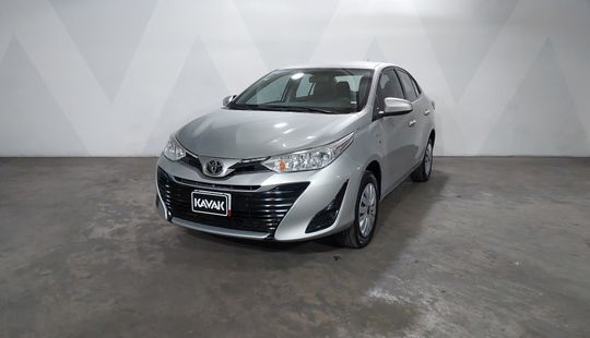 Toyota • Yaris