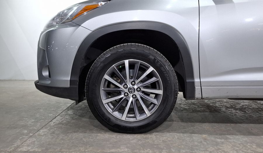 Toyota Highlander 3.5 XLE Suv 2018