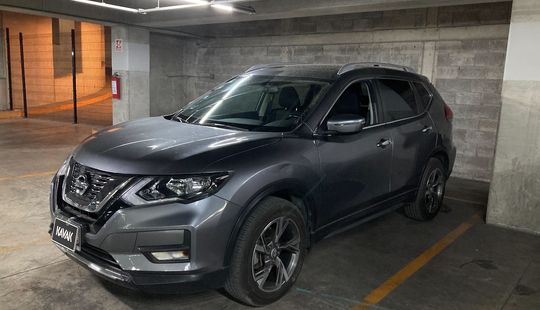 Nissan • X-Trail