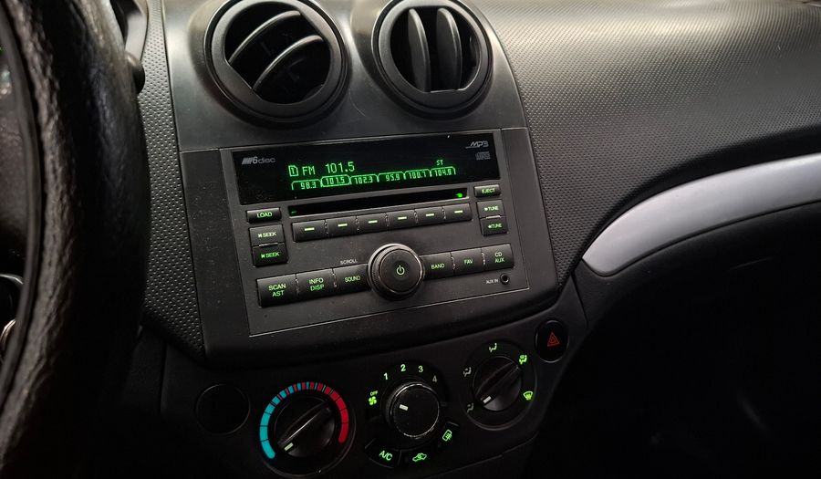 Chevrolet Aveo 1.6 LT Sedan 2011