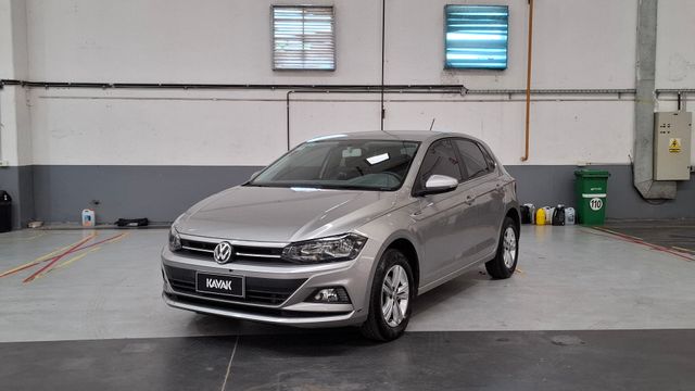 Volkswagen • Polo
