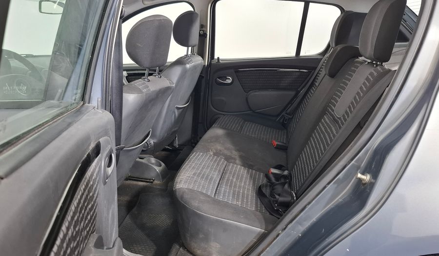 Renault Sandero 1.6 16V PH2 LUXE Hatchback 2011