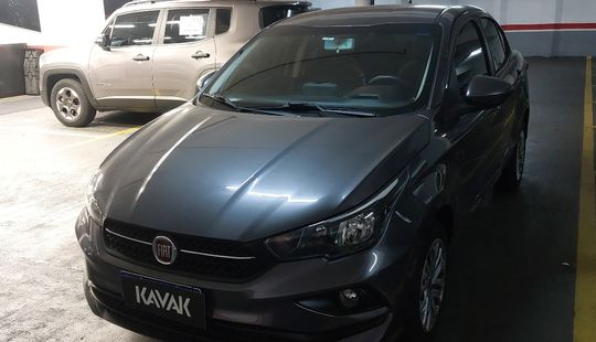 Fiat • Cronos