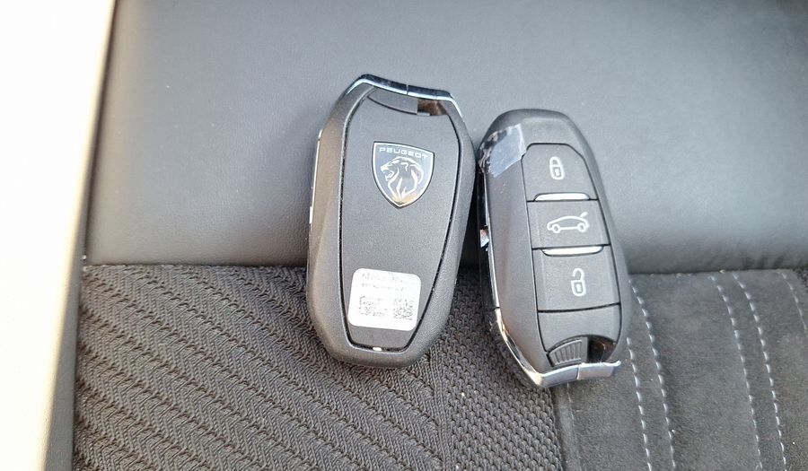 Peugeot 308 1.2 AUTO PURETECH GT Hatchback 2022