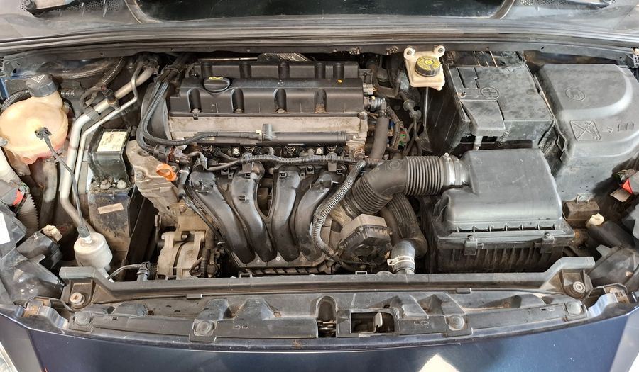 Peugeot 408 2.0 16V ALLURE+ Sedan 2013