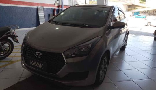 Hyundai • HB20