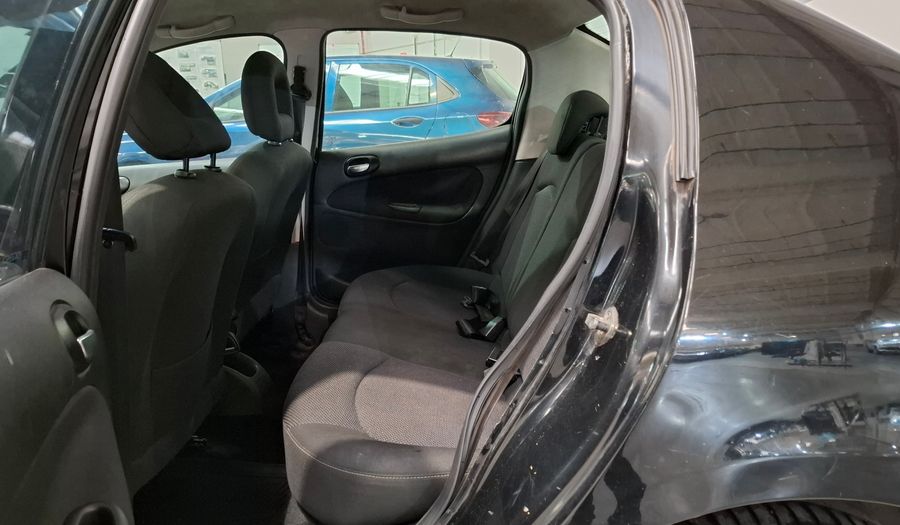 Peugeot 207 1.6 FELINE COMPACT Sedan 2013