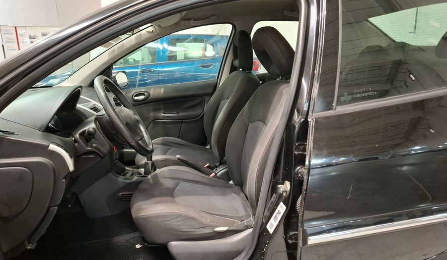 Peugeot 207 1.6 FELINE COMPACT Sedan 2013