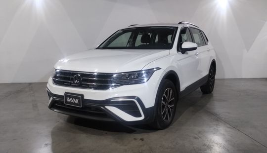 Volkswagen • Tiguan
