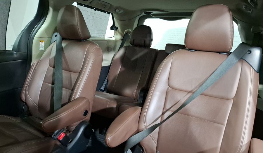 Toyota Sienna 3.5 LIMITED AUTO Minivan 2019